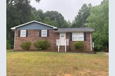 206 Knollwood Drive, Eden, NC 27288 - Photo 1