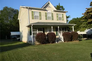 720 Virginia St, Mayodan, NC 27027 - Photo 1