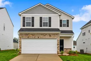 2539 Raspberry Hl Dr, Winston-Salem, NC 27106 - Photo 1