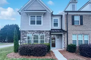 5810 Crestlawn Ct, Pfafftown, NC 27040 - Photo 1