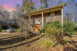 813 Pineburr Rd, Jamestown, NC 27282 - Photo 1