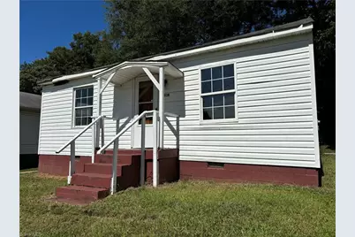 404 Carroll Street, Reidsville, NC 27320 - Photo 1