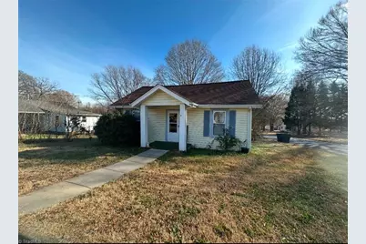 301 N 7th Avenue, Mayodan, NC 27027 - Photo 1