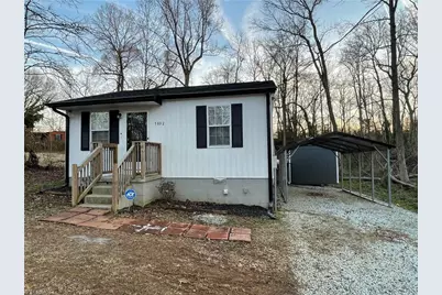 1032 Pegram Avenue, High Point, NC 27263 - Photo 1