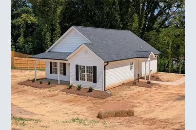 912 Burton Street, Eden, NC 27288 - Photo 1