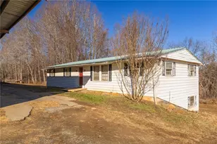 1100 Washburn Rd, Madison, NC 27025 - Photo 1