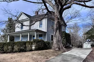 140 W Poplar St, Mount Airy, NC 27030 - Photo 1
