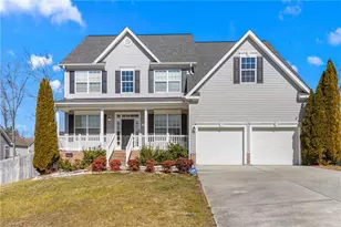 221 Ironwood Dr, Thomasville, NC 27360 - Photo 1