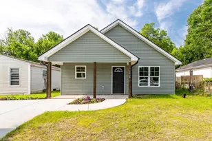 1416 R C Baldwin Ave, High Point, NC 27260 - Photo 1