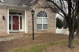 100 Riverwalk Ln, Jamestown, NC 27282 - Photo 1