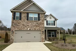 2908 Flat Rock Dr, Winston-Salem, NC 27127 - Photo 1