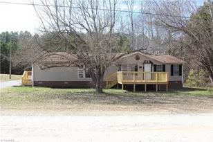 313 Grayland St, Lexington, NC 27295 - Photo 1