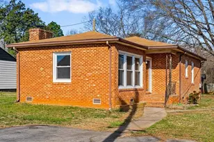 221 Dunn St, Eden, NC 27288 - Photo 1