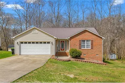 433 Colleen Drive, Thomasville, NC 27360 - Photo 1