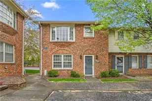 514 Peele St, Burlington, NC 27215 - Photo 1