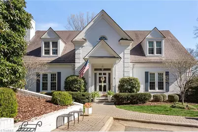 130 Sunset Circle #201, Greensboro, NC 27408 - Photo 1