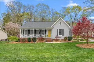 124 Holly Ridge Ln, Mebane, NC 27302 - Photo 1