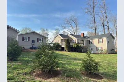 122 Arnold Avenue, Elkin, NC 28621 - Photo 1