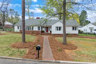 215 Westover Dr, Lexington, NC 27292 - Photo 1