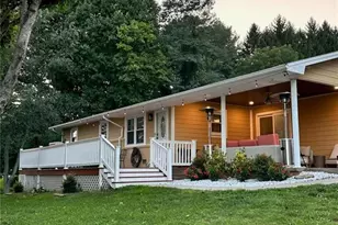 368 Westview Dr, Sparta, NC 28675 - Photo 1