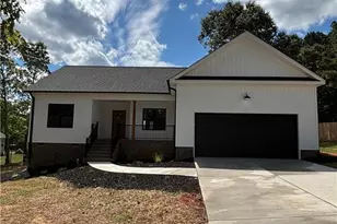 109 White Pine Dr, Stoneville, NC 27048 - Photo 1