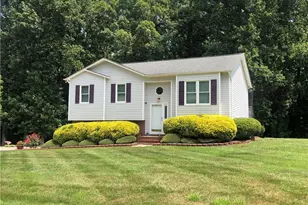 212 Oak Ridge Pl, Mount Airy, NC 27030 - Photo 1