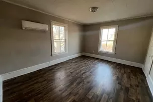 211 W Murphy St, Madison, NC 27025 - Photo 1