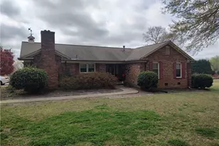 345 Anderson Rd, Eden, NC 27288 - Photo 1