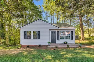 206 Spencer St, Randleman, NC 27317 - Photo 1