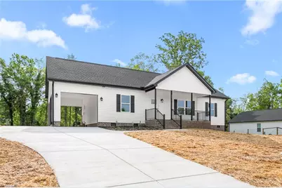 203 Bethlehem Avenue, Thomasville, NC 27360 - Photo 1