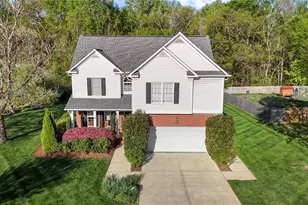3809 Long Meadow Dr, Mebane, NC 27302 - Photo 1
