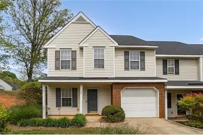 10 Pickwick Place, Greensboro, NC 27407 - Photo 1