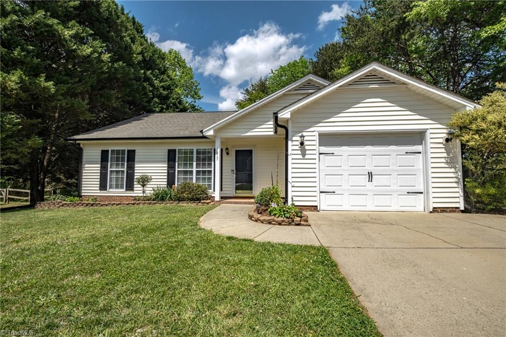 1617 Hunterwoods Dr, High Point, NC 27265 - MLS 1178177 - Coldwell Banker
