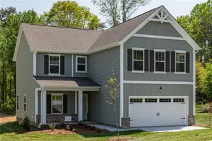 516 Holly Ridge Dr, Winston-Salem, NC 27105 - Photo 1