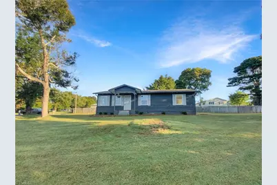 3916 Rollingwood Court, Trinity, NC 27370 - Photo 1
