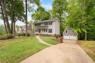 1725 Abbottsford Dr, Kernersville, NC 27284 - Photo 1