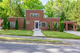 422 Worth St, Asheboro, NC 27203 - Photo 1