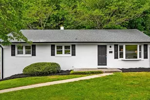 2311 Kaywood Ln, Winston-Salem, NC 27103 - Photo 1