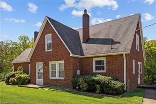 466 Main St, King, NC 27021 - Photo 1