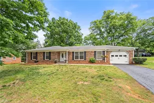 510 Hampton Dr, King, NC 27021 - Photo 1
