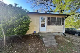 717 Dale St, Greensboro, NC 27406 - Photo 1