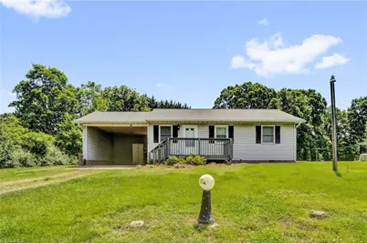 5527 Nc Highway 8, Germanton, NC 27019 - Photo 1