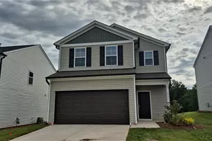 5043 Fallmeade Rd, Kernersville, NC 27284 - Photo 1