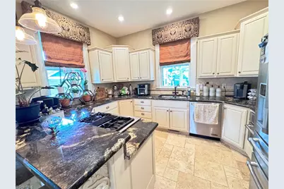 311 Cherry Street, Mount Airy, NC 27030 - Photo 1