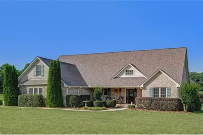 183 Oak Leaf Drive, Reidsville, NC 27320 - Photo 1