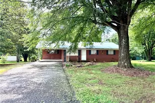 127 Forest Oaks Dr, Dobson, NC 27017 - Photo 1