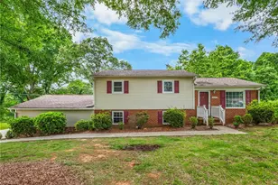 4642 Kings Gate Dr, Winston-Salem, NC 27101 - Photo 1