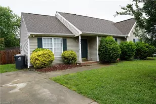 208 Hammond Dr, Greensboro, NC 27406 - Photo 1