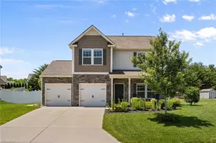 4028 Medina Ct, Pfafftown, NC 27040 - Photo 1