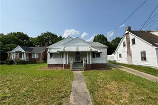 624 W Harrison St, Reidsville, NC 27320 - Photo 1